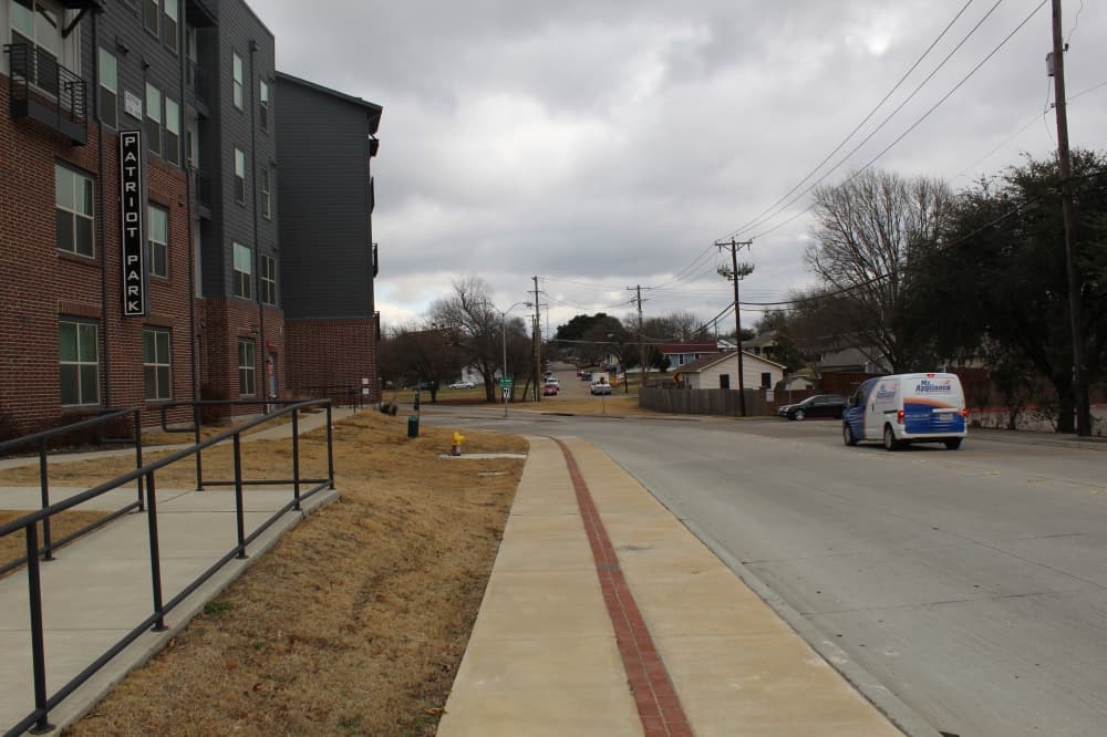 No-parking zone established on 13th/14th Connector in Plano