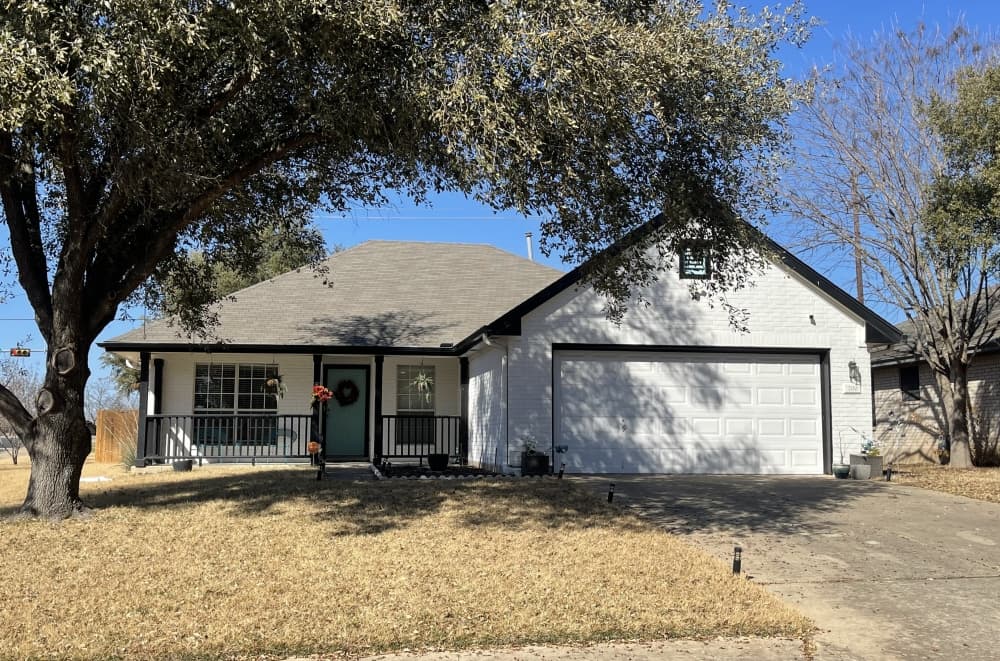 Georgetown home sales dropped 30% in December 2022 compared to December 2021