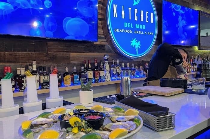 Kitchen Del Mar Seafood, Grill & Bar now closed in Lakeway