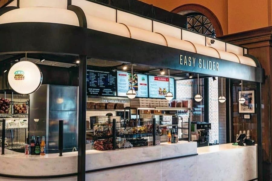 Easy Slider becomes third eatery to exit Harvest Hall in Grapevine in January