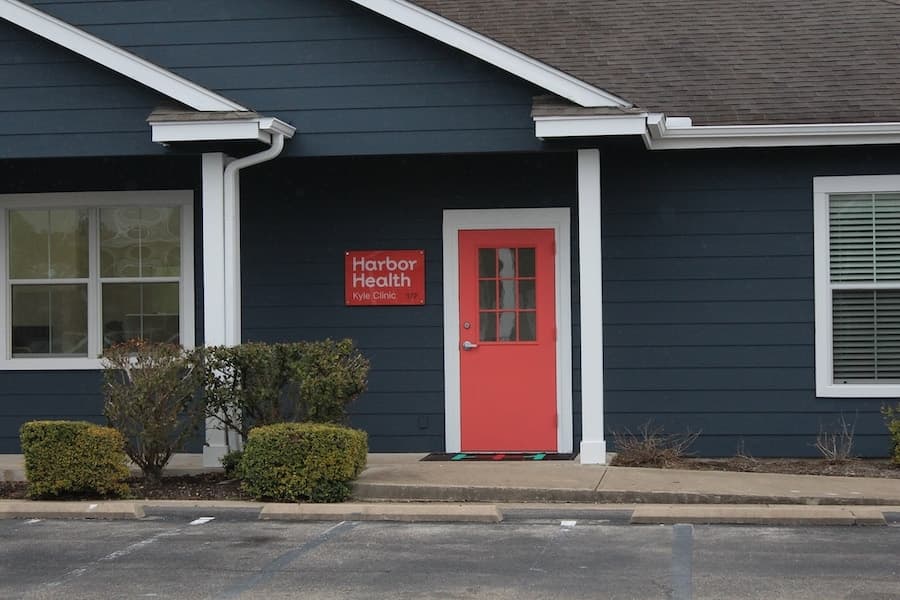 New Harbor Health Clinic opens in Kyle