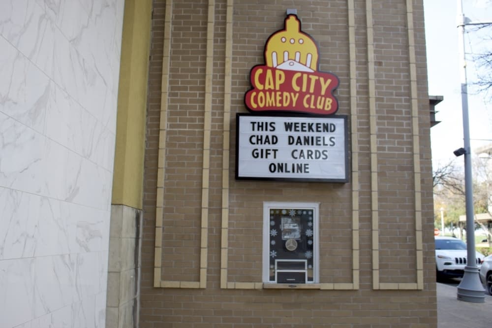 sign of cap city comedy club shows performers for the weekend 