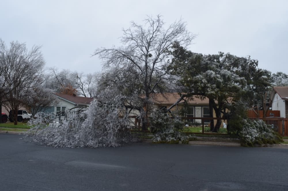 Worst PEC outages remain in Oak Hill, Dripping Springs and Canyon Lake