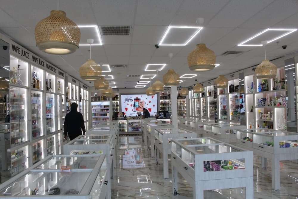 Bahama Mama interior