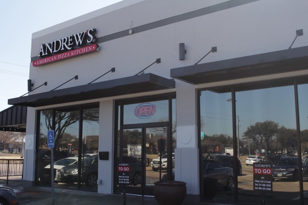 Andrew's Pizza exterior
