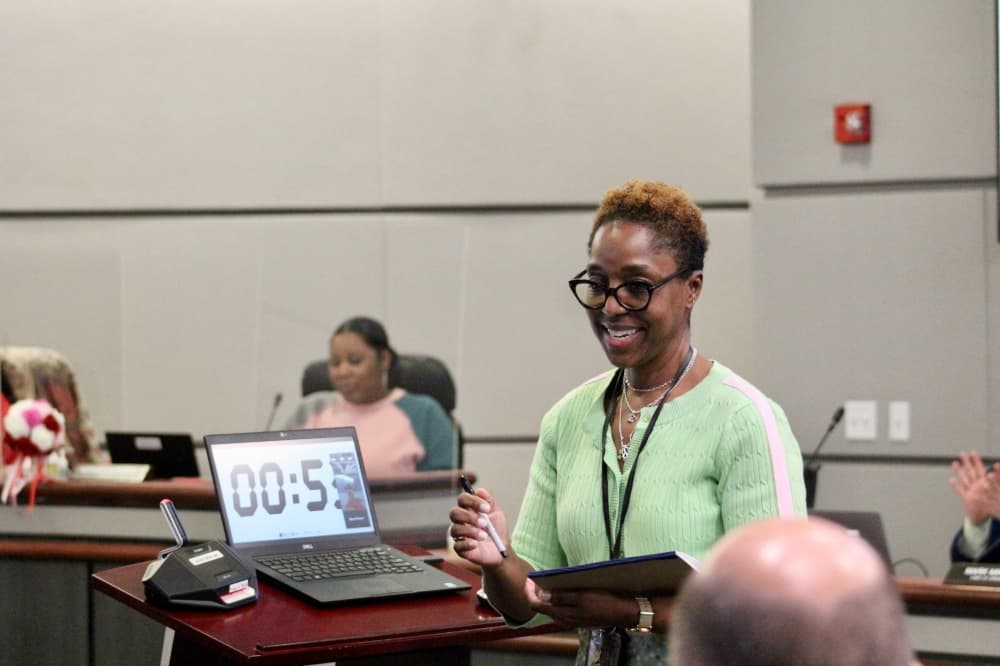 Yolanda Merritt, Spring American Federation of Teachers leader, addressed Spring ISD trustees during their Feb. 14 meeting. (Emily Lincke/Community Impact)