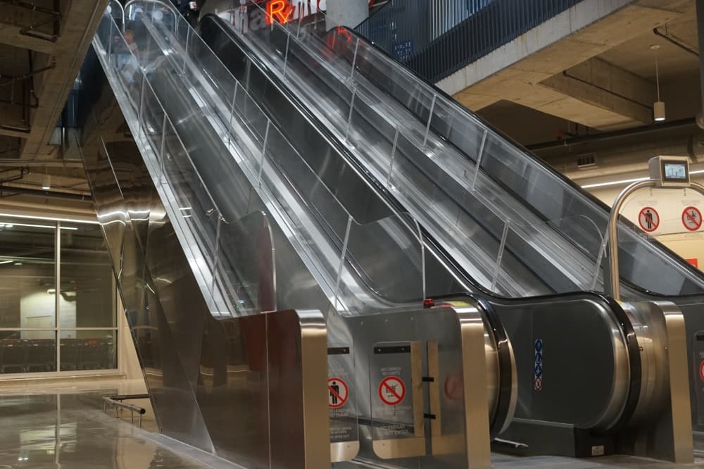 The Lake Austin Boulevard H-E-B has multiple elevators, escalators and cart escalators that carry grocery carts to the store's upper levels. (Katy McAfee/Community Impact)