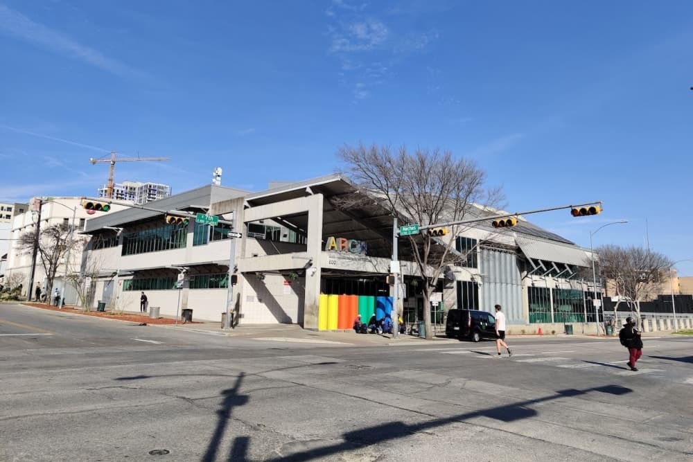 Austin reports positive strides at downtown ARCH shelter months after operator turnover