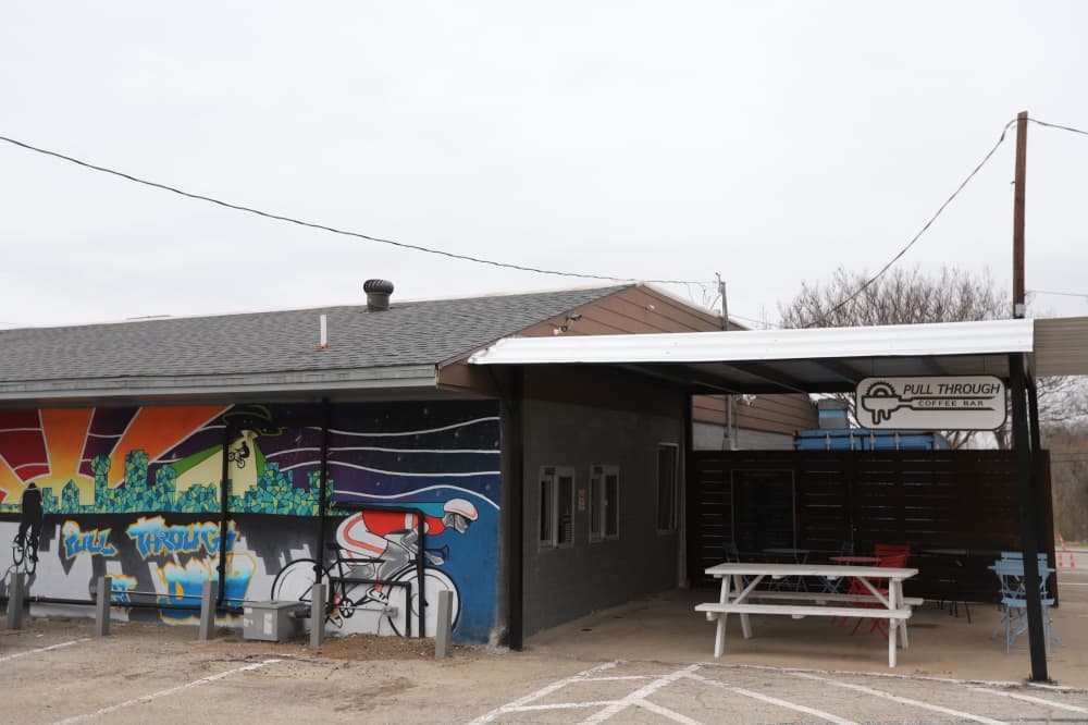 Pull Through Coffee Bar brings specialty drinks to White Rock Lake cycling community