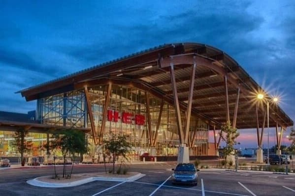 H-E-B prepares to hire 700 McKinney employees at hiring fair event