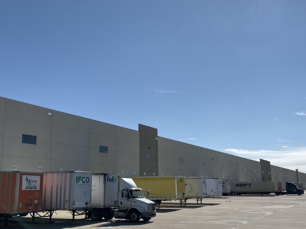 Bed Bath & Beyond to shut down Lewisville retail store, distribution center