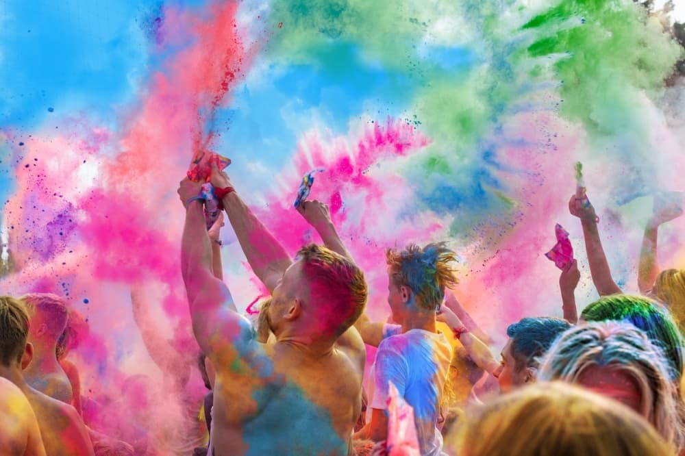Clean up a city, celebrate Holi and more events to attend this weekend in Grapevine and Colleyville