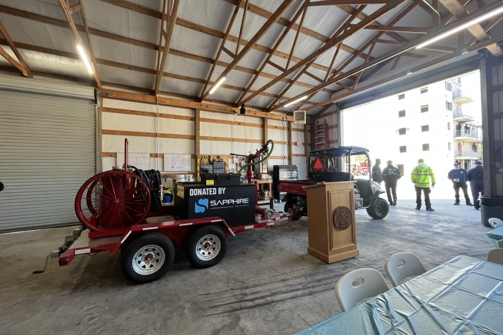 Sapphire Gas Solutions donates fire suppression trailer to Conroe Fire Department