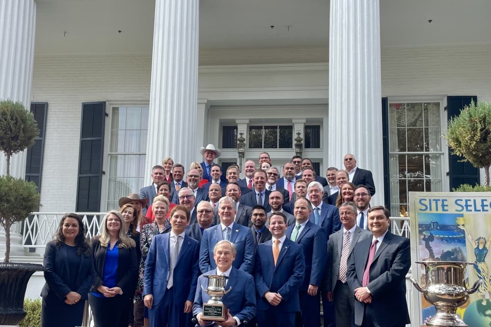 Gov. Greg Abbott and business leaders with the 2022 Governor's Cup.