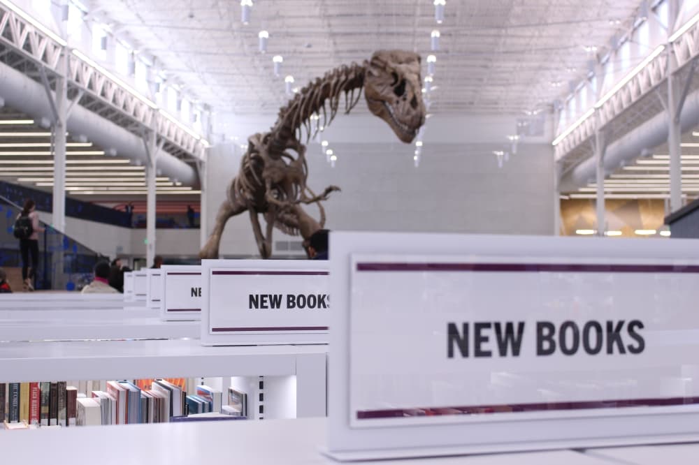Bring on the books: new Frisco Public Library celebrates grand opening