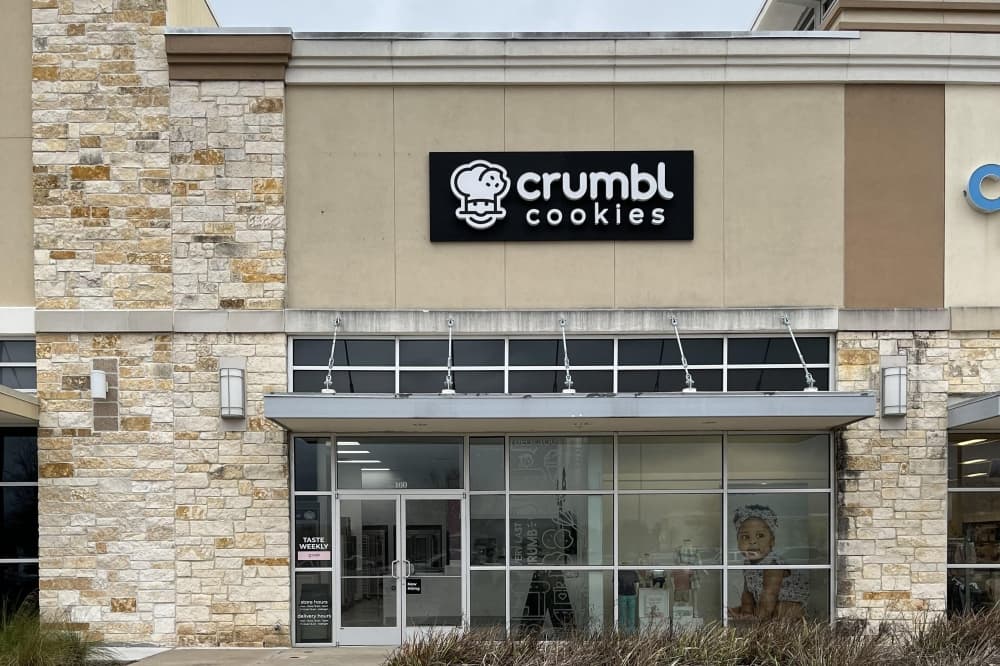 Crumbl Cookies storefront