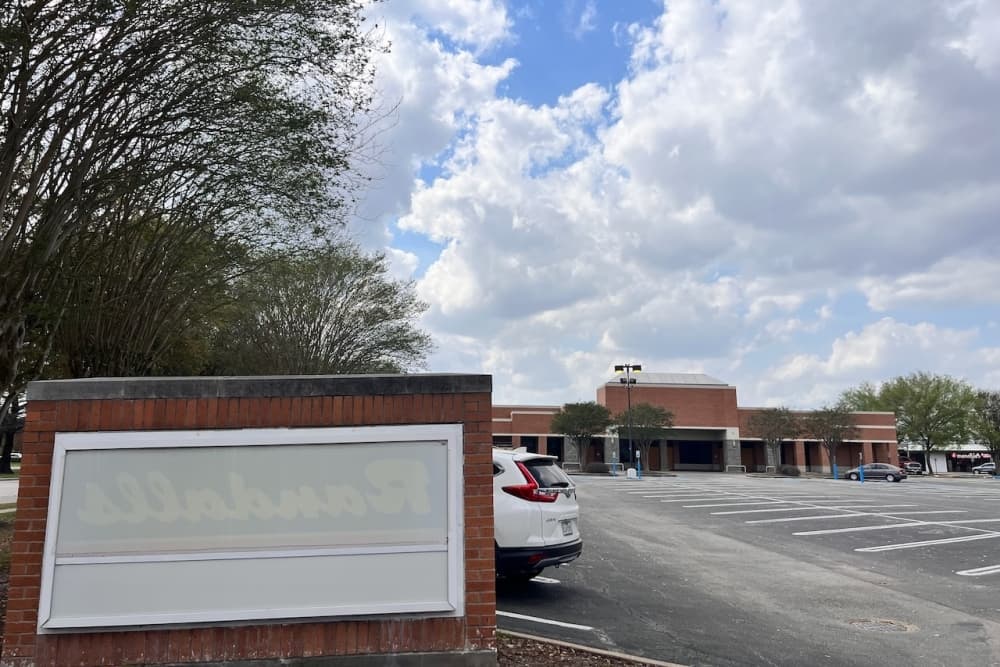 Bellaire and Methodist Hospital officials explore alternative options for medical office development