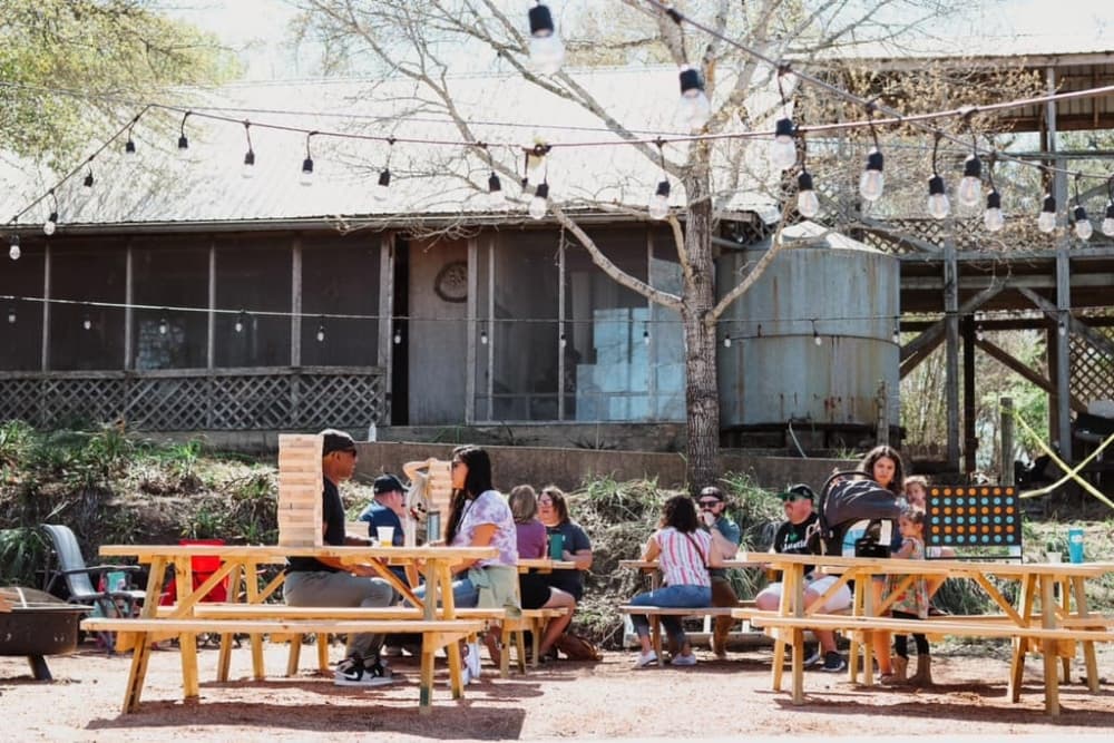 Rockabilly Brewing brings neighborhood brewery to Hutto