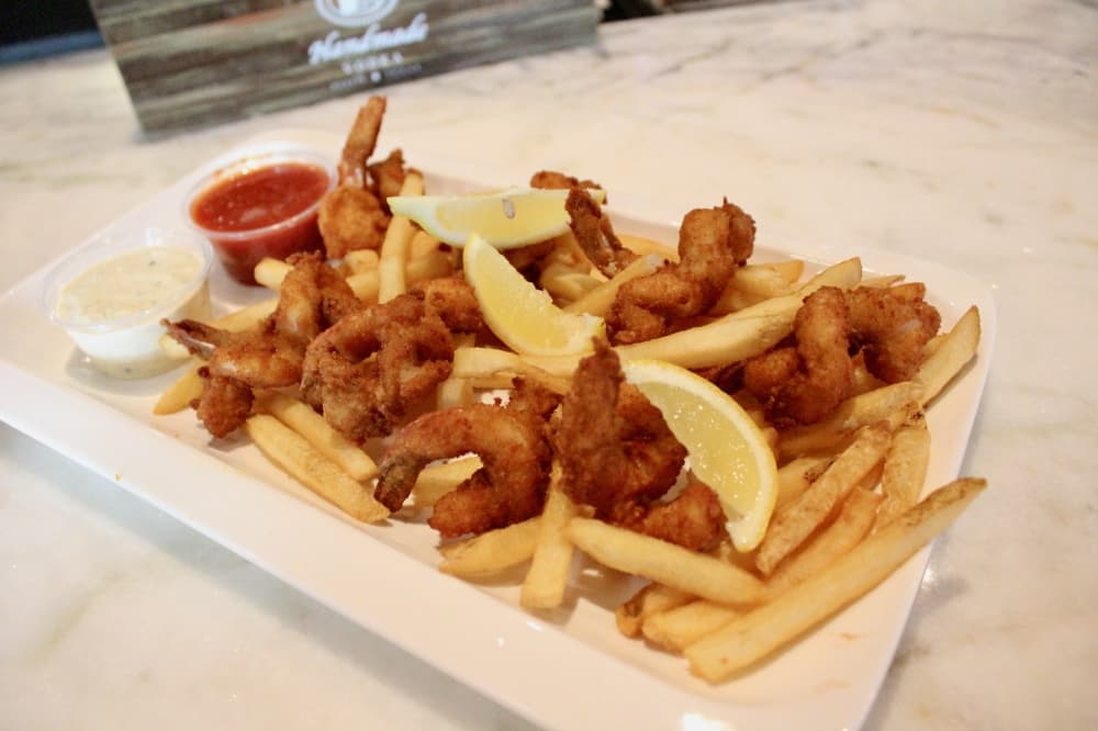 Vintage Park eatery Sharky’s American Grill offers fun, oceanic atmosphere for patrons of all ages