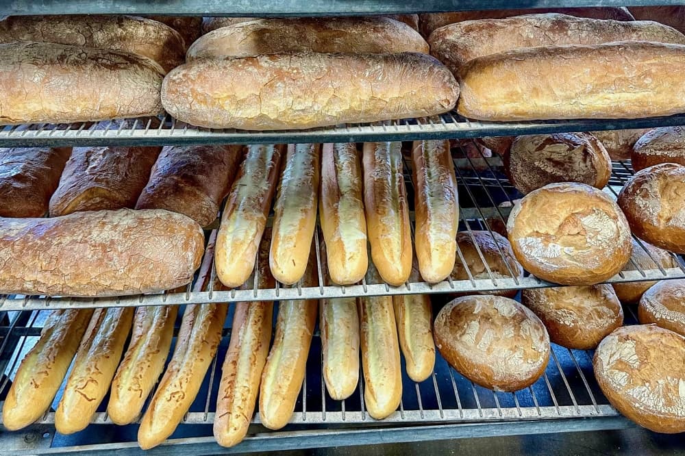 Heights business Kraftsmen Bakery & Cafe scaling back menu, only operating bakery