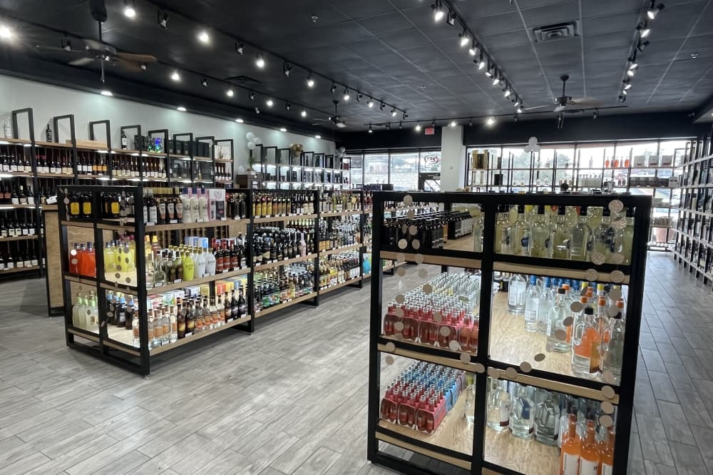 Westwoods Liquor opens second location in Lakeway