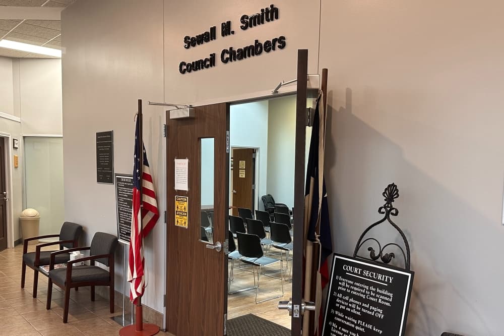 Magnolia City Council extends development moratorium for 120 days