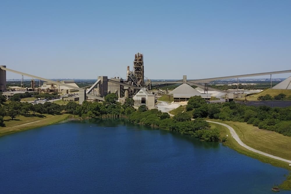 San Antonio’s Alamo Cement Co. launches solar power system