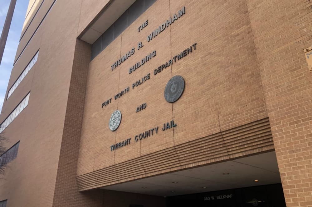 Tarrant County prioritizes state mental health hospital to reduce jail’s waitlist for beds