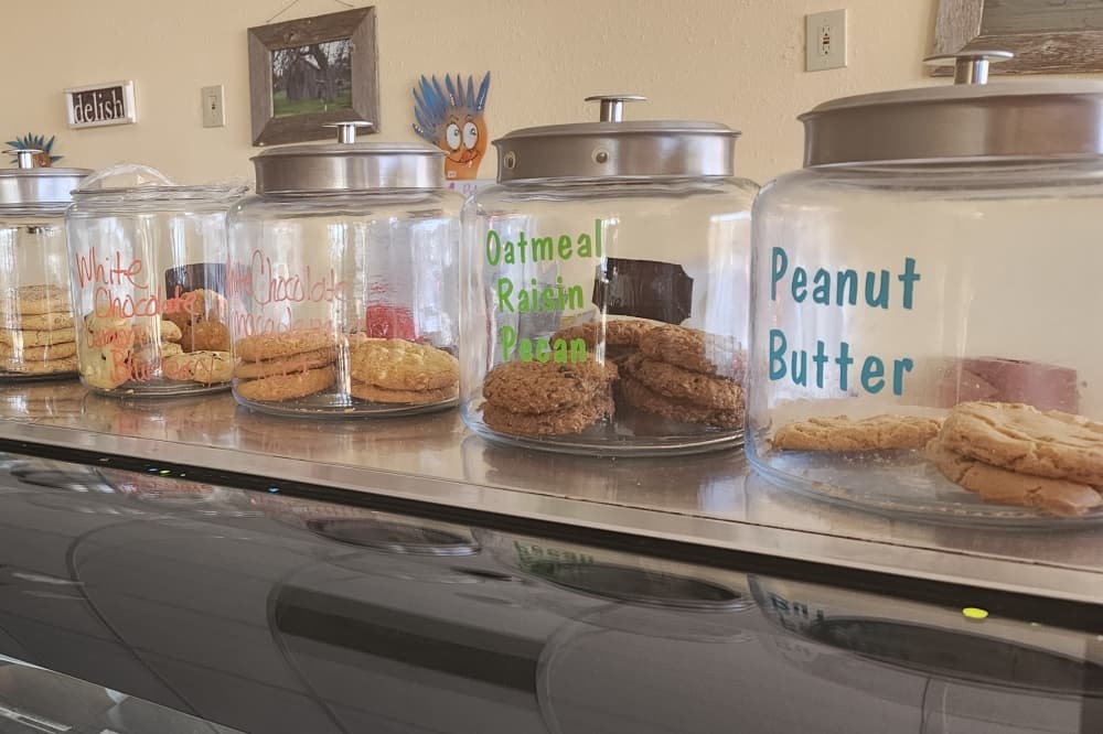 Four Kings: family-run Universal City restaurant offers sandwiches and baked goods