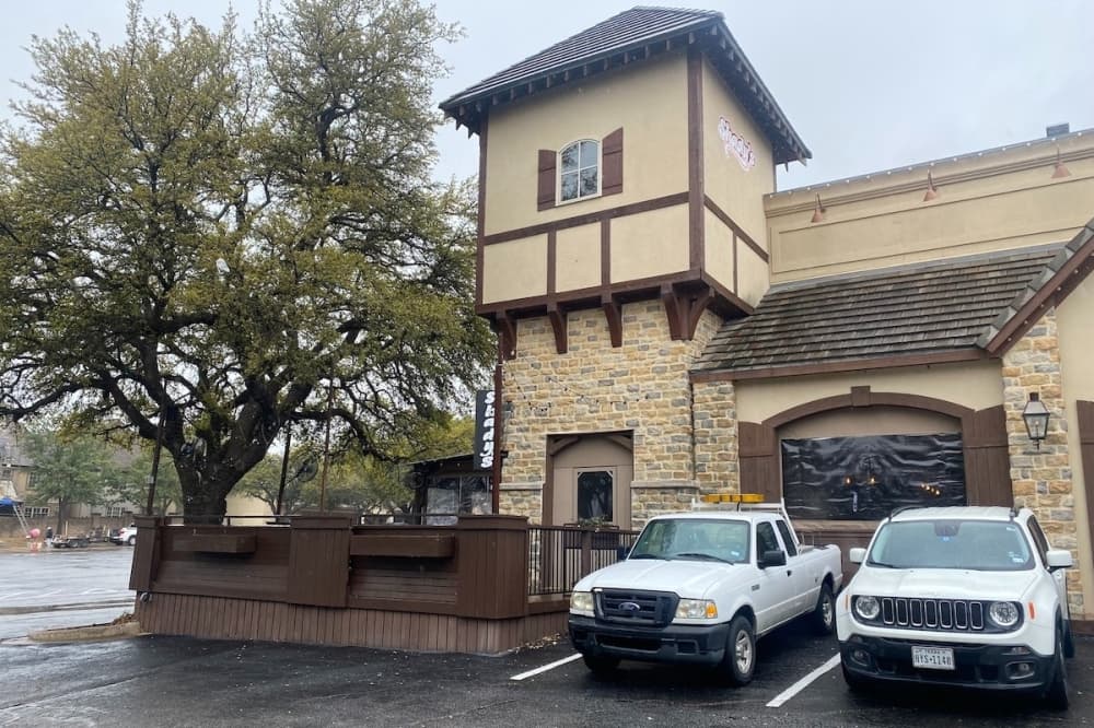 Shady's Burgers & Brewhaha celebrating 10th anniversary in Richardson with special brew, live music
