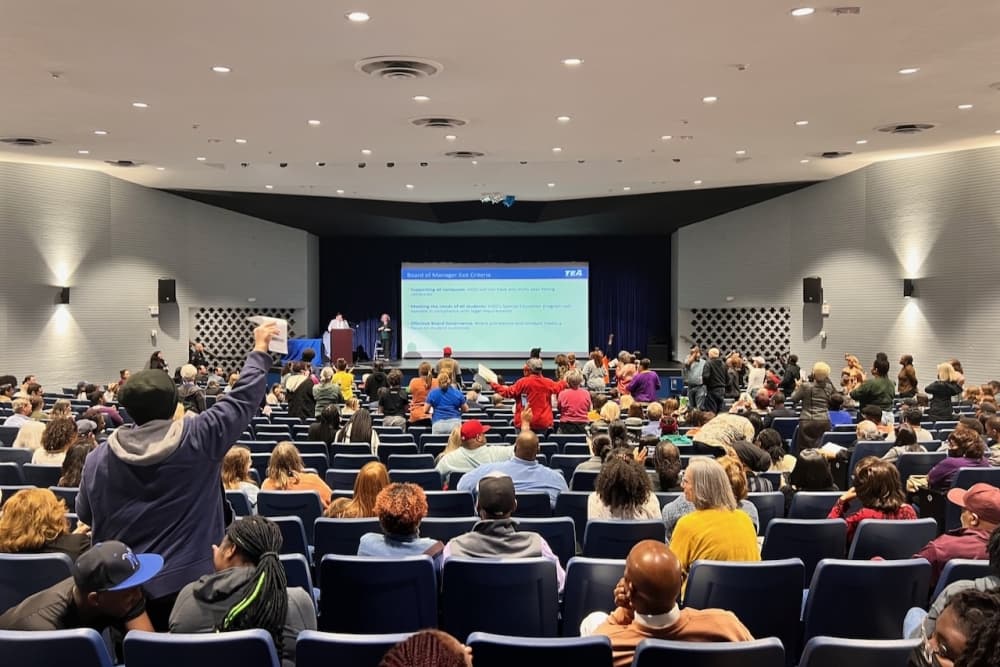 ‘Makeover not takeover’: Community members air grievances to Texas education officials at first Houston ISD community meeting