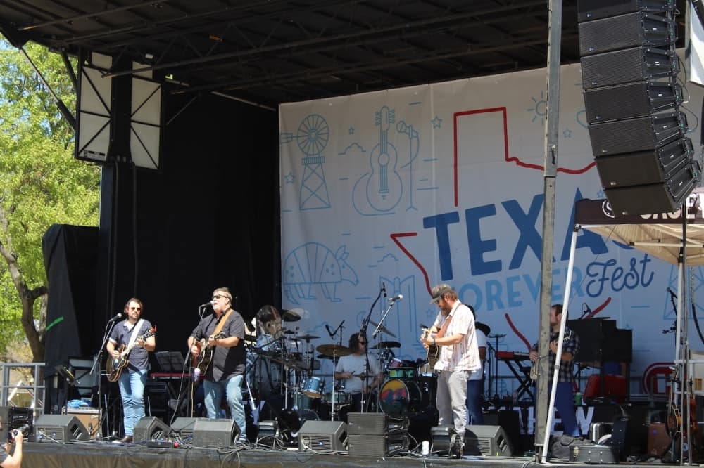 George Dunham & Friends performing