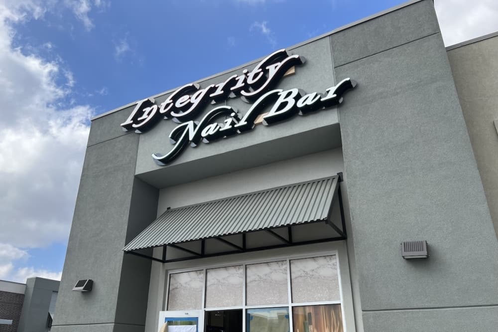 Integrity Nail Bar now providing nail services with full liquor-licensed bar in Leander