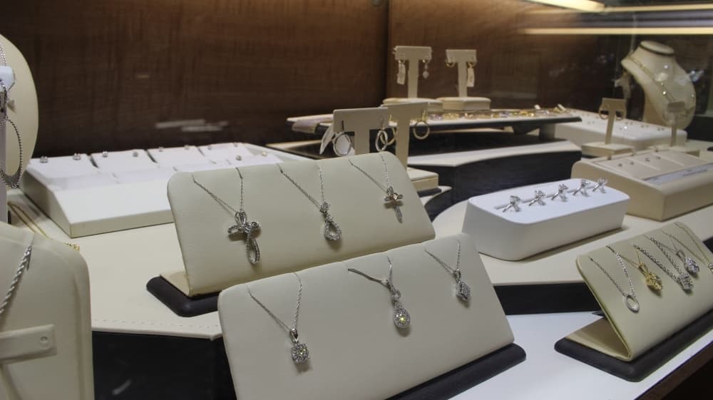 Douglas Jewelers celebrates over 50 years of business