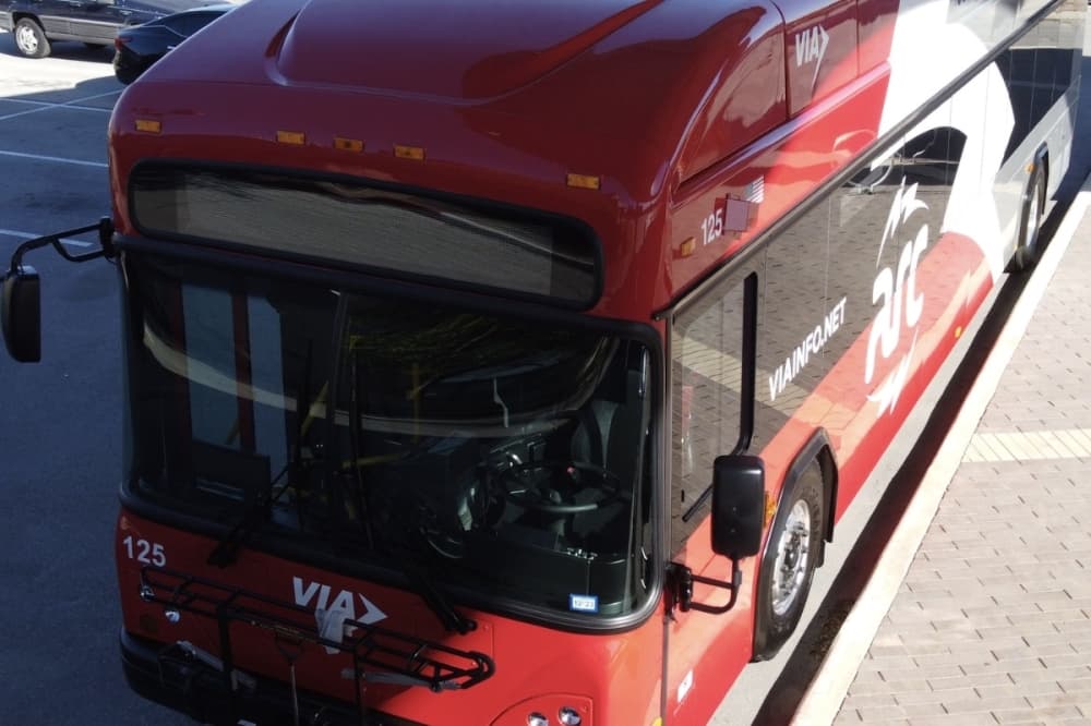VIA Metropolitan Transit begins rolling out electric buses