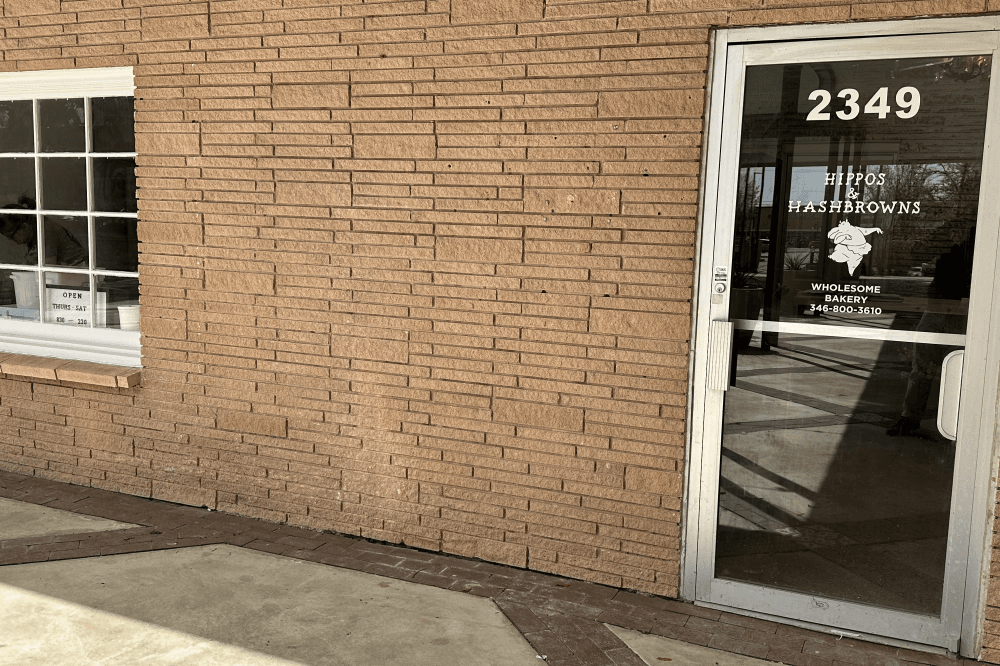 Hippos and Hashbrowns opens bakery storefront in Dallas' Casa View shopping center