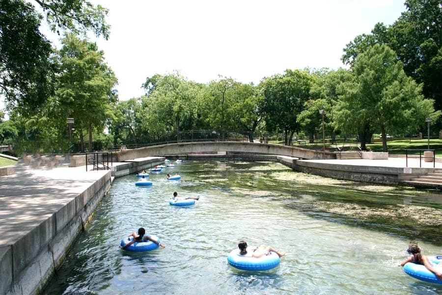27 summer camps for children in San Marcos, Buda and Kyle