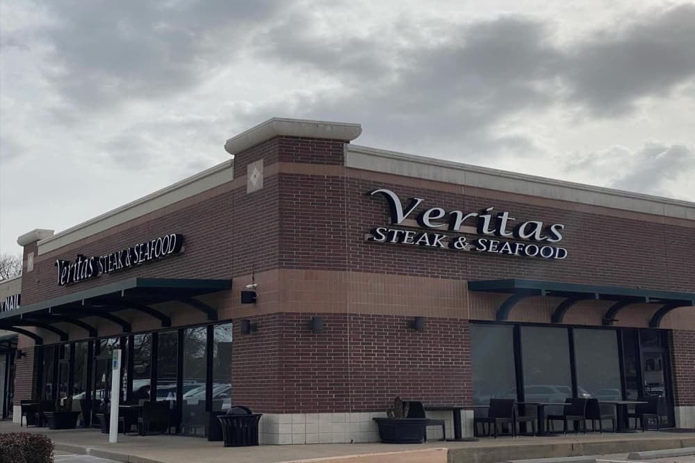 Sugar Land restaurant Veritas Steak and Seafood closes