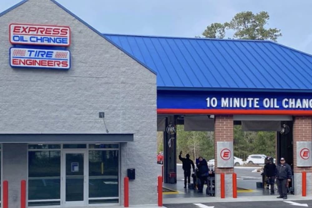 New oil change, tire shop opens in west San Antonio