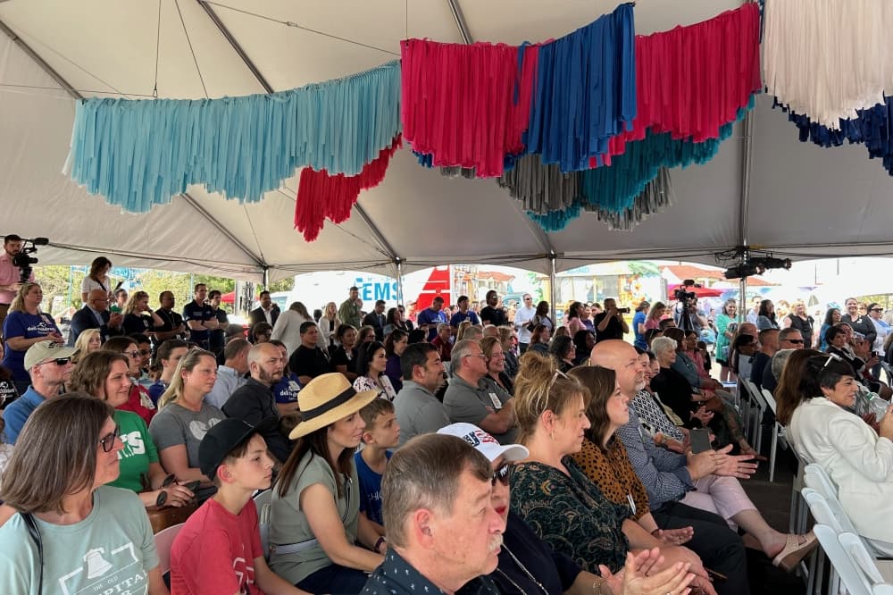 Hundreds of community members showed up to celebrate the new medical center, which will be the only facility dedicated to the medical care of children in Williamson County. (Brooke Sjoberg/Community Impact)