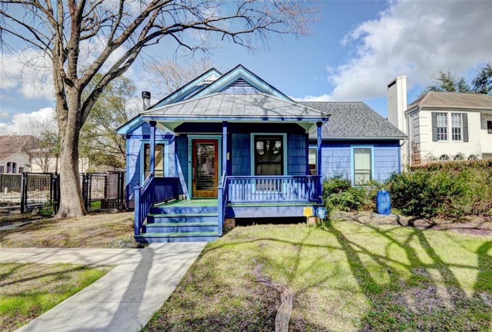 3 homes on the market: Learn more about Brantwood, this month's featured neighborhood