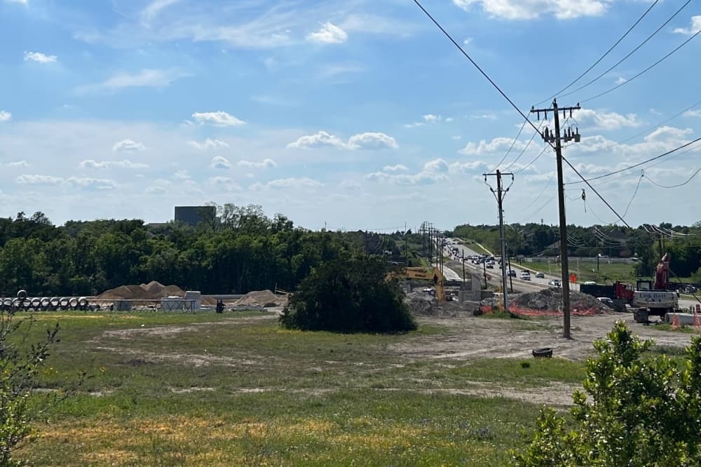 Street lighting on Kenney Fort Boulevard to be some of first city-owned