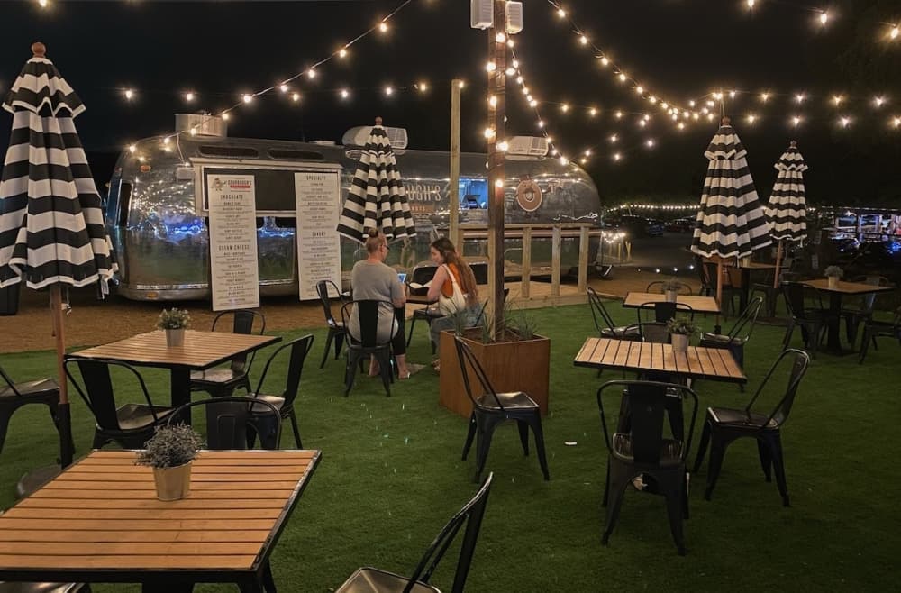 Gourdough's brings fried-to-order doughnuts to South Austin
