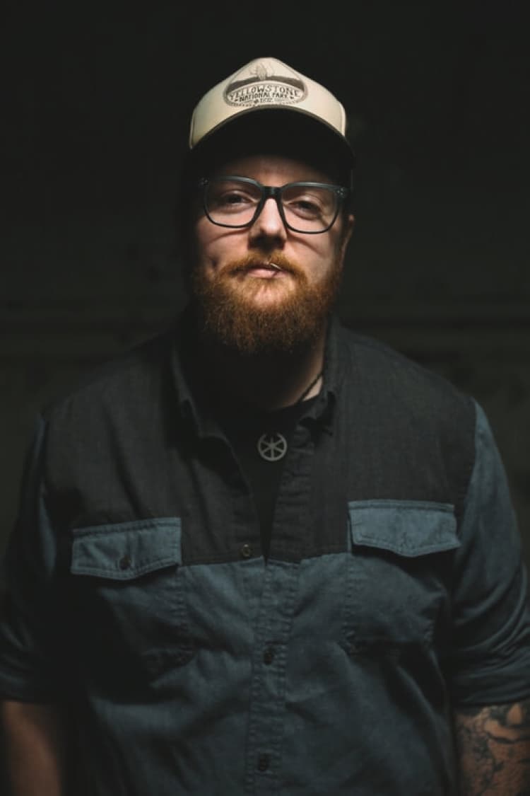 Ben Gage is the former lead singer of The Gage Brothers, an Ohio-based bluegrass Americana band. Now, Gage pursues folk and blues music as he tours solo and with the Ben Gage Band.