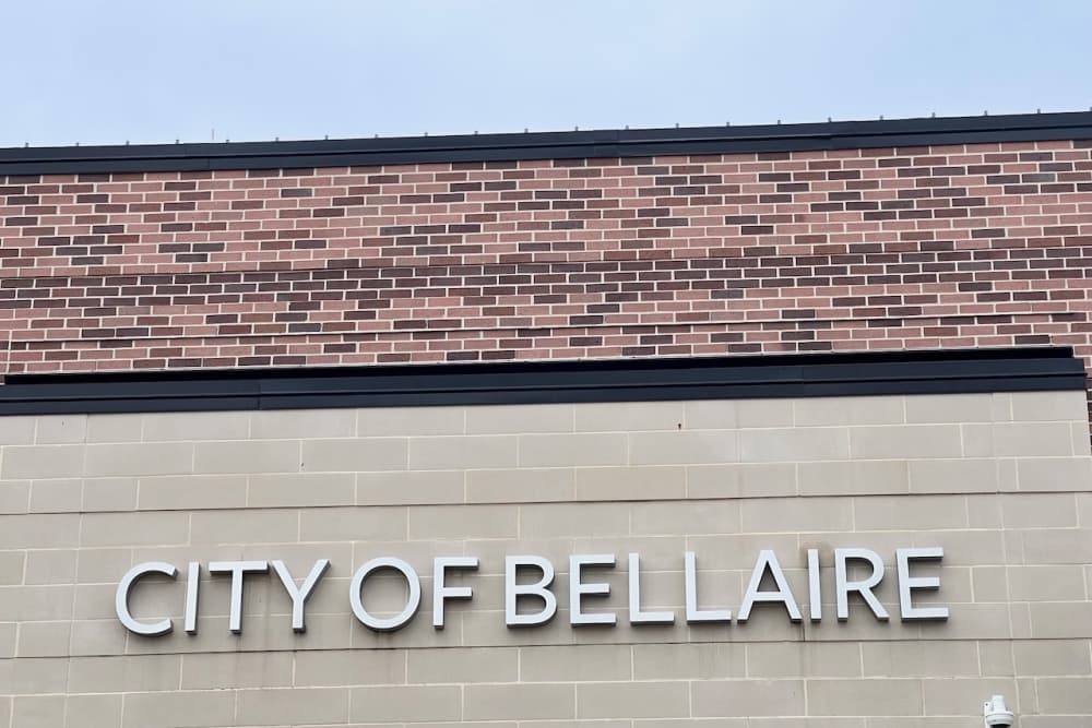 Bellaire leaders discuss proposed changes to noise, lighting ordinances