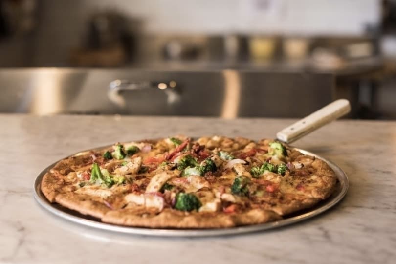 Crust Pizza Co. opening in Pearland delayed until summer