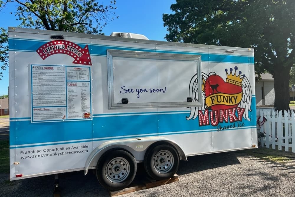 Exterior of the snow cone truck