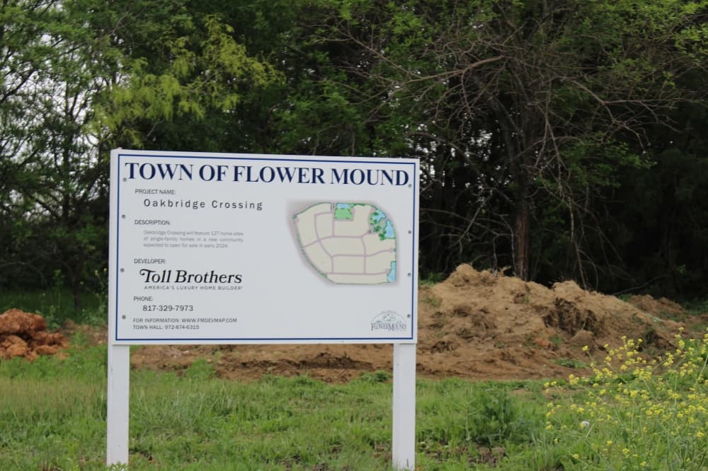 Oakbridge Crossing development being built in 3 phases in Flower Mound