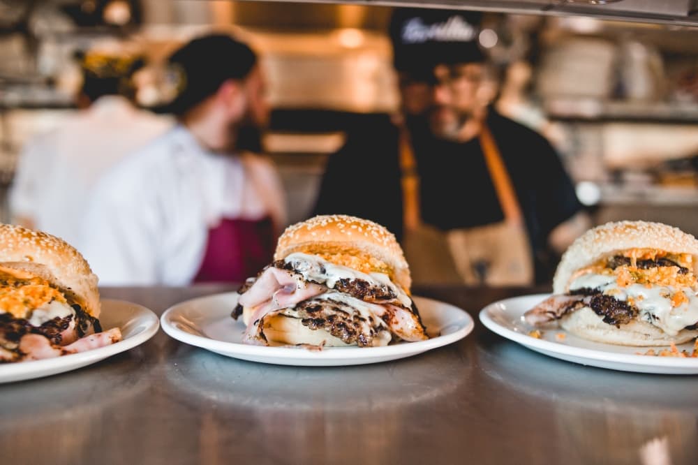 New weekend bar dishing up Mexican burgers, cocktails will open doors on Manor Road
