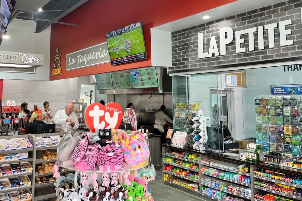 Convenience store La Petite Market opens in Tomball